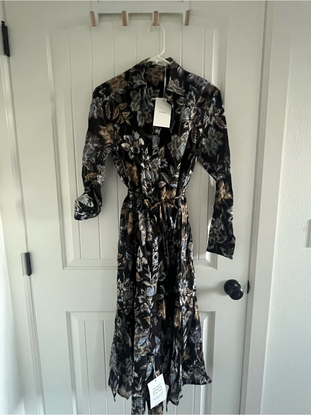 Women’s Maye Black Floral Long Sleeve Shirt Dress